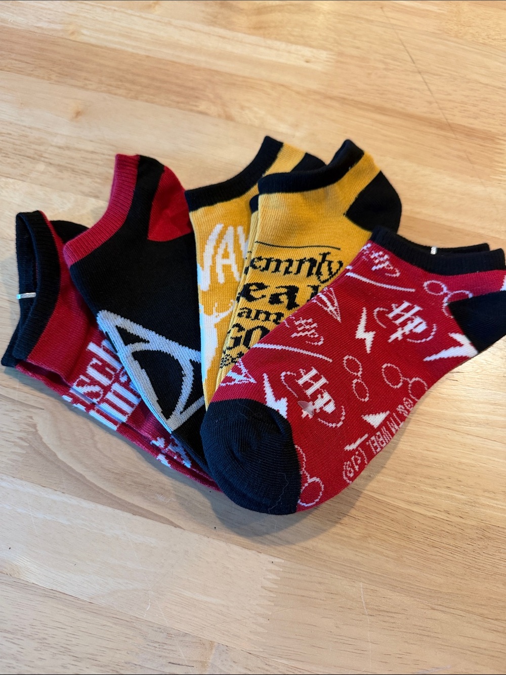 Official Harry Potter Merchandise- 5 Pack Ankle Socks for Adults